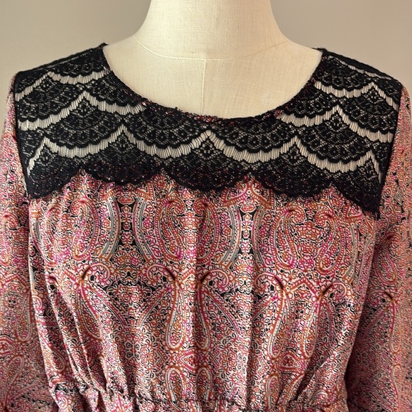 Motherhood maternity paisley lace 3/4 sleeves top blouse button key hole back SM - Picture 2 of 13
